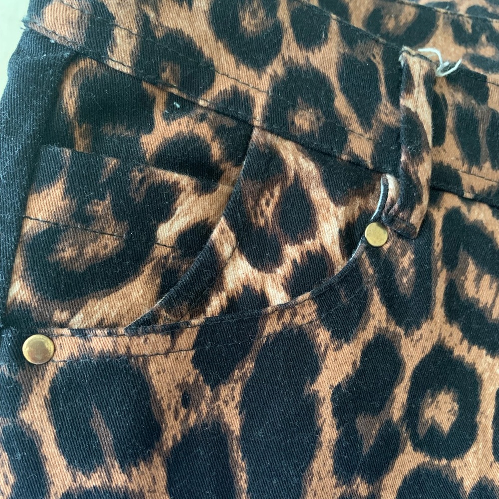 Leopard Print Straight Leg Stretch Jeans With Tuxedo Stripes Size 36 Euro (6-8) - Picture 14 of 16
